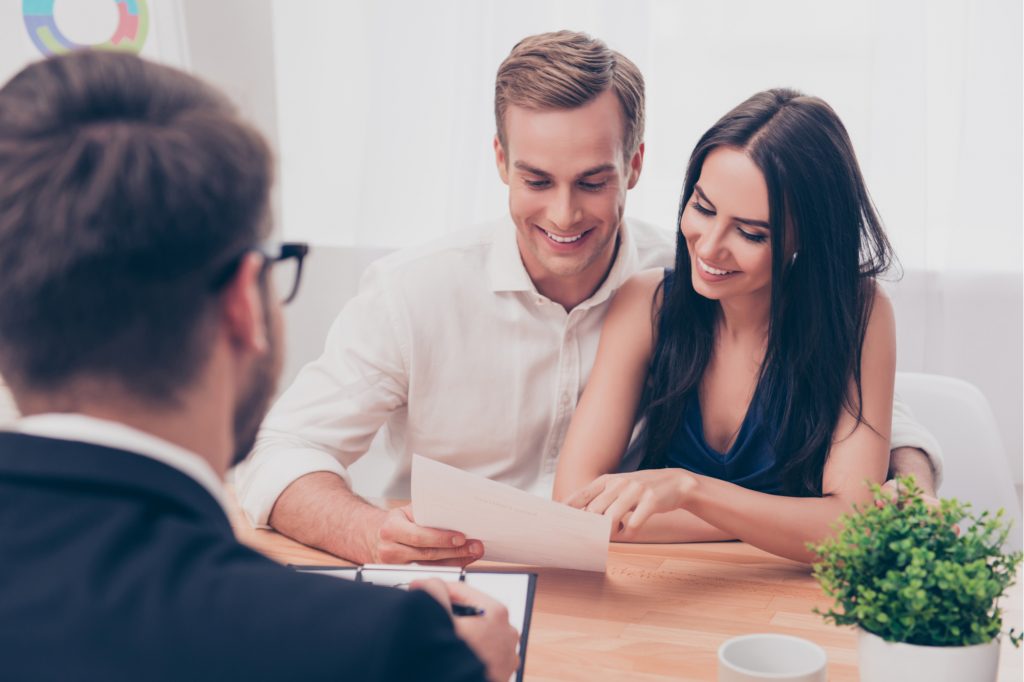 Plánujete koupi nemovitosti Svěřte se do rukou profesionálů – Creative Commons (shutterstock.com)