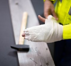Jak se pojistit proti škodám na stavbě
